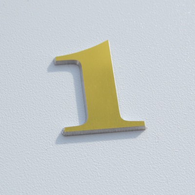 číslo na dveře – zlaté 1